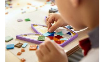 Cauţi jocuri educative pentru copilul tău? Iată câteva idei